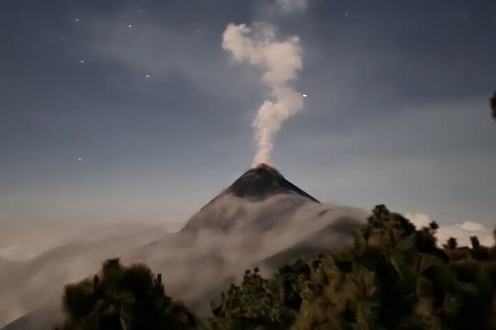 Summit Acatenango & Watch Fuego’s Eruptions — 2-Day Volcano Hike from Antigua