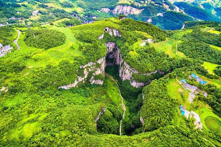 Wulong Karst Luxury Private Day Trip from Chongqing — Three Natural Bridges & Longshuixia