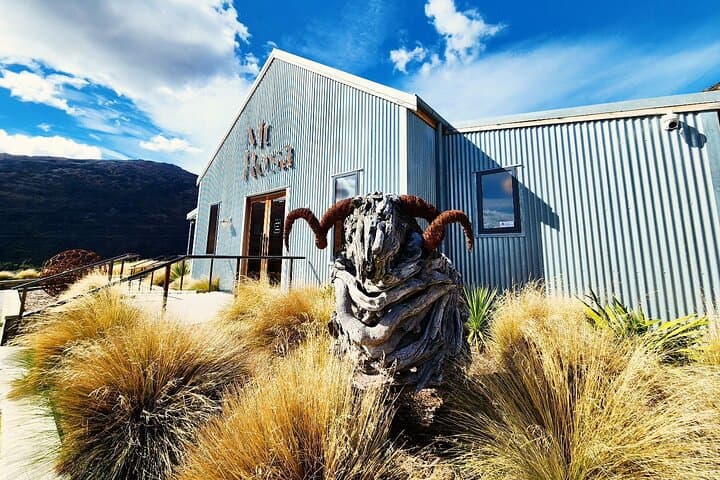 Queenstown Wine Hopper: Flexible Arrowtown & Gibbston Valley Wine Tour photo 2