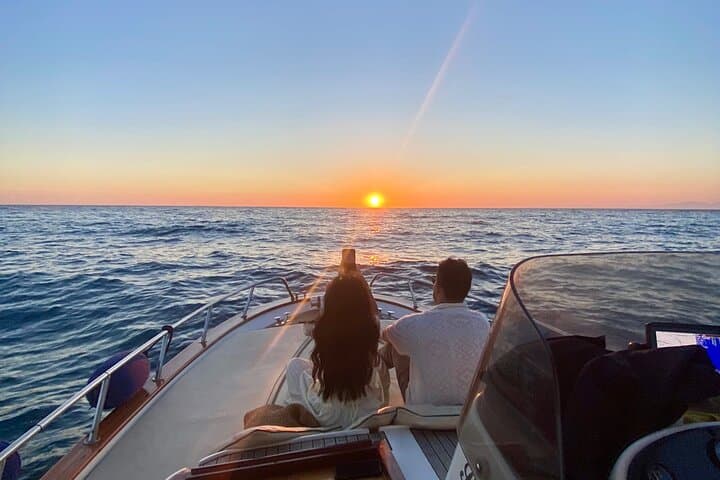 Private Sunset Boat Tour in Ischia — Forio Coves, Caves & Prosecco Cruise photo 2