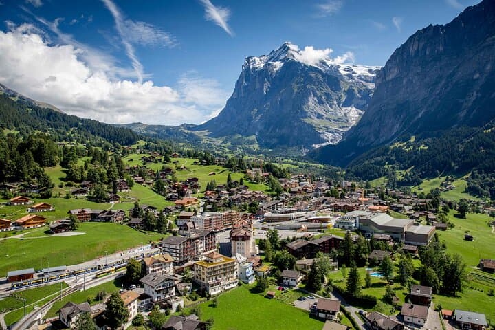 Grindelwald, Interlaken & Lauterbrunnen Day Trip from Lucerne photo 6