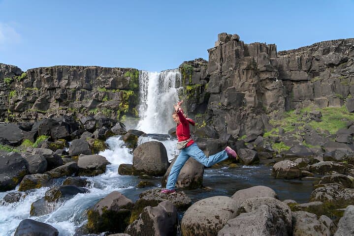 Private Golden Circle Tour: Thingvellir, Geysir, Gullfoss & Kerid (Multi-Language Guides) photo 5