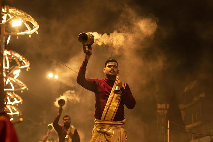 Varanasi & Sarnath: 2-Day Private Guided Cultural Tour with Sunrise Ganges Boat photo 5