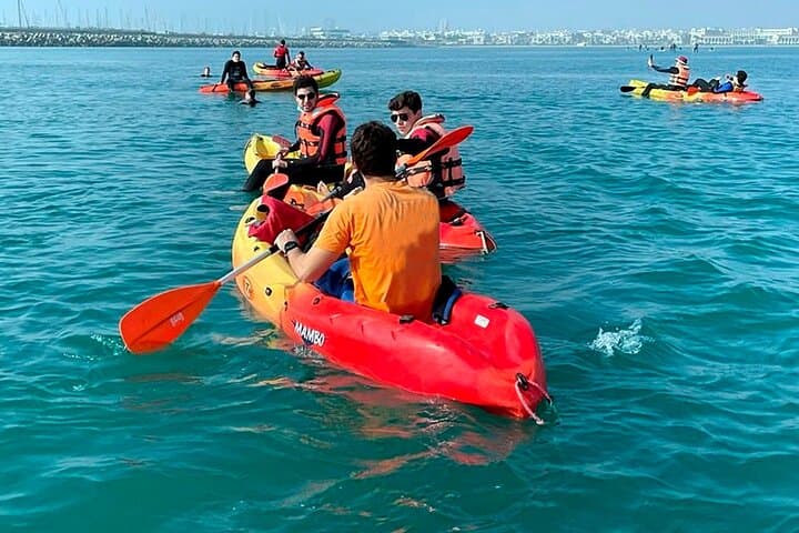 Guided Kayak Tour and Paella Lunch at Valencia's Malvarrosa Beach