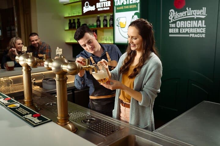 Prague Tapster Academy: Pilsner Urquell Beer Pouring Class in Prague photo 2