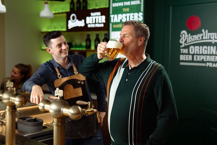 Prague Tapster Academy: Pilsner Urquell Beer Pouring Class in Prague photo 4