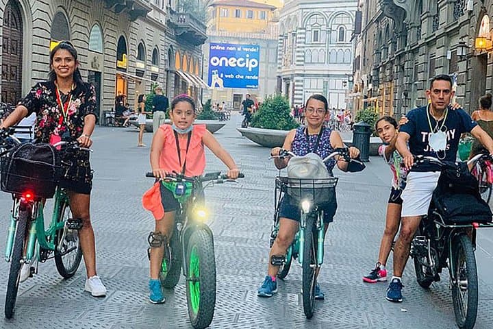 Florence Evening E‑Bike Tour: Glide the Arno to Piazzale Michelangelo at Sunset photo 3