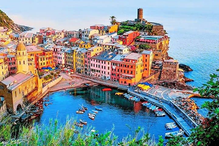 Cinque Terre Day Trip from Florence: Scenic Villages & Coastal Trails photo 2