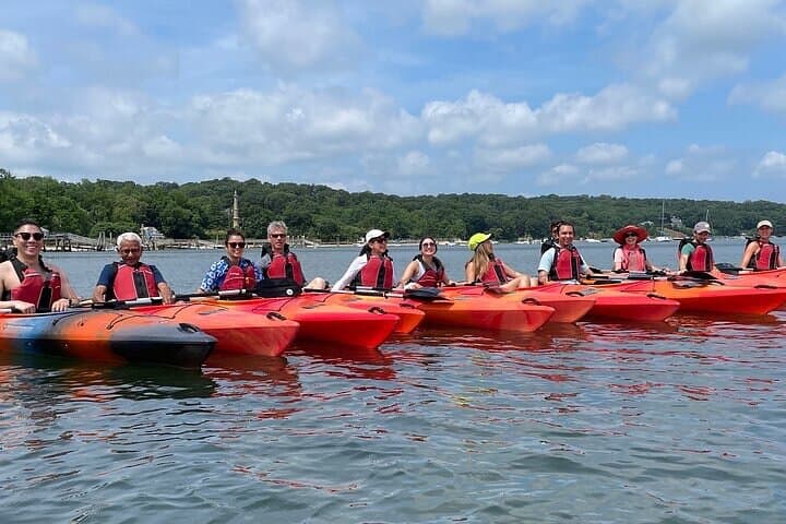 Cold Spring Harbor Kayak Tour: 2-Hour Guided Paddle Past Labs, Mansions & Shoreline photo 5