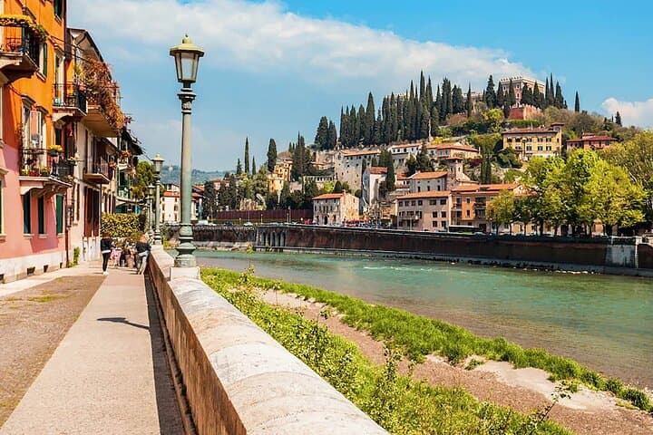 Day Trip from Milan: Verona & Sirmione Lake Garda Boat Cruise photo 1