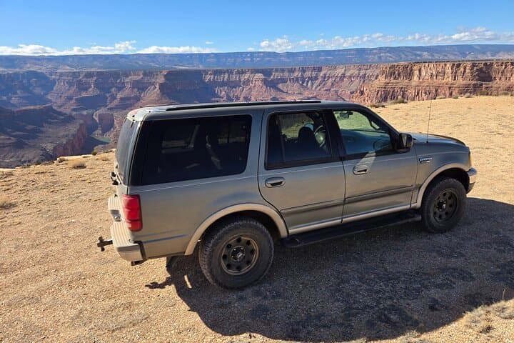 Private East Grand Canyon Picnic with Navajo Guide — Off‑Road Expedition from Page, AZ photo 3