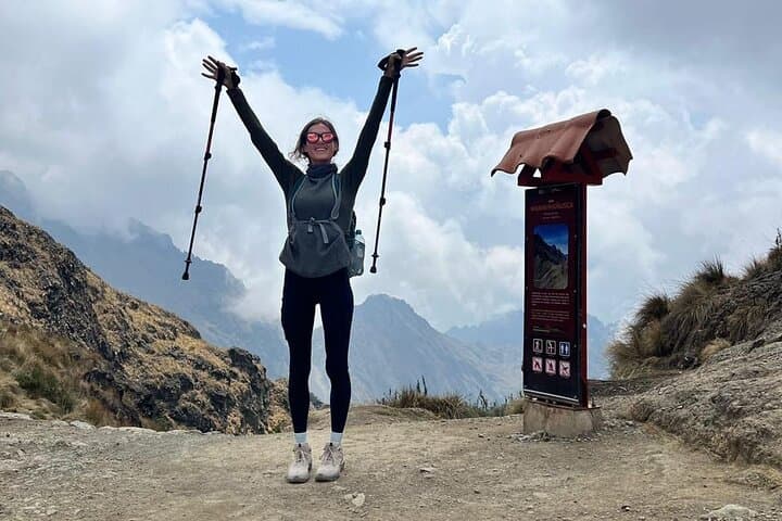 Classic Inca Trail & Machu Picchu: 4-Day Private Trek Guide photo 3