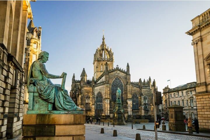 Grand Historic and Literary Tour of Edinburgh — From Calton Hill to Leith photo 2