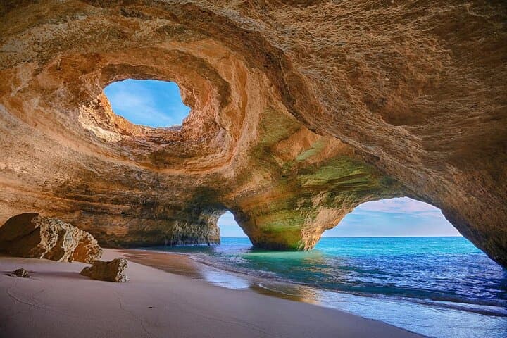 Private Algarve Day Tour from Lisbon to Benagil Cave, Lagos & Marinha Beach