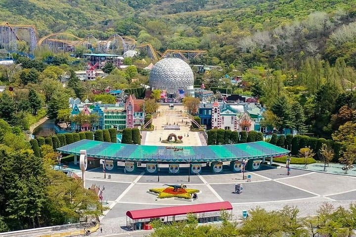 Seoulland Luna Park Guide: Tickets, Best Rides & Seasonal Events photo 1