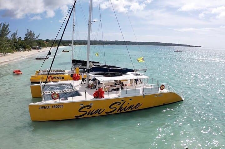 Negril Sunset Party Catamaran: Snorkel, Rick's Cafe & 7-Mile Beach Cruise