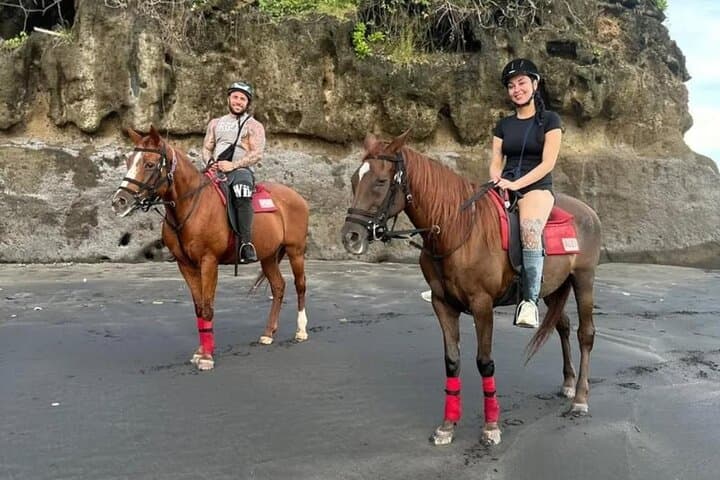 Ride Pig-Stone Beach and Bali Rice Fields: Langudu Horseback Experience photo 6