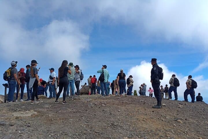 Santa Ana Volcano Budget-Friendly Hike with Private Transport photo 4