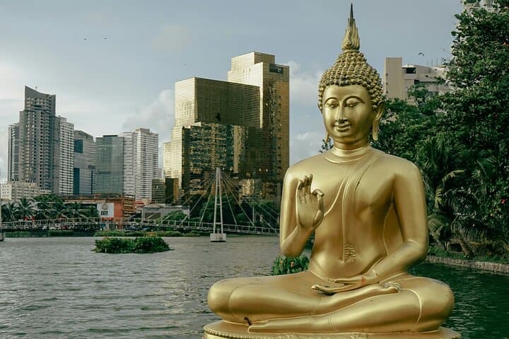 Discover the Vibrant Heritage and Scenic Wonders of Negombo and Colombo photo 6