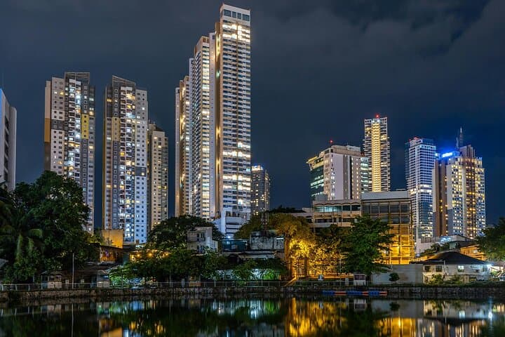 Discover the Vibrant Heritage and Scenic Wonders of Negombo and Colombo