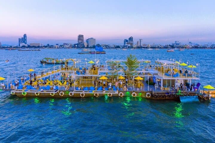 Pattaya 1-Day Sightseeing Pass — Colosseum Show & Coastal Highlights photo 3