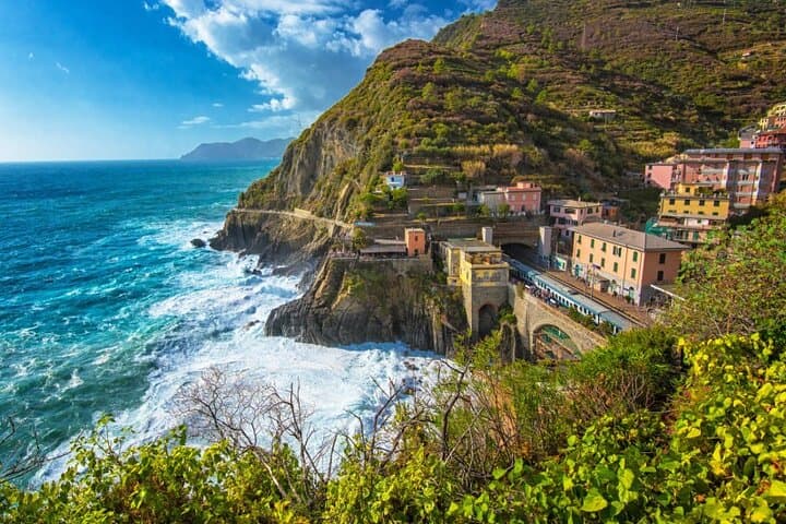 Cinque Terre to Parma: E‑Bike, Food & Overnight Tour of Parma’s Culinary Heart photo 1