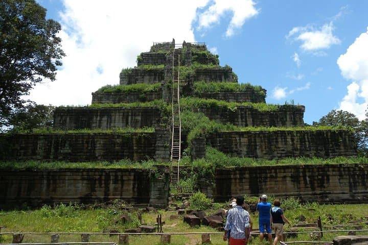 Day Trip to Preah Vihear and Koh Ker: Private Guided Temple Tour from Siem Reap photo 2
