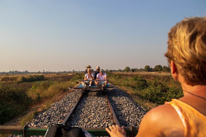 Siem Reap to Battambang: Bamboo Train, Phnom Sampov Bat Cave & Sunset Tour photo 2
