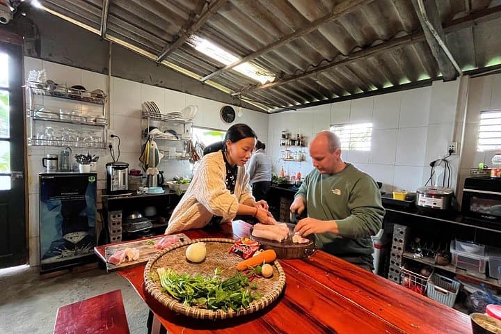Sapa Cooking Class with Ethnic Minority Chef — Market-to-Table Northern Vietnamese Cuisine photo 2
