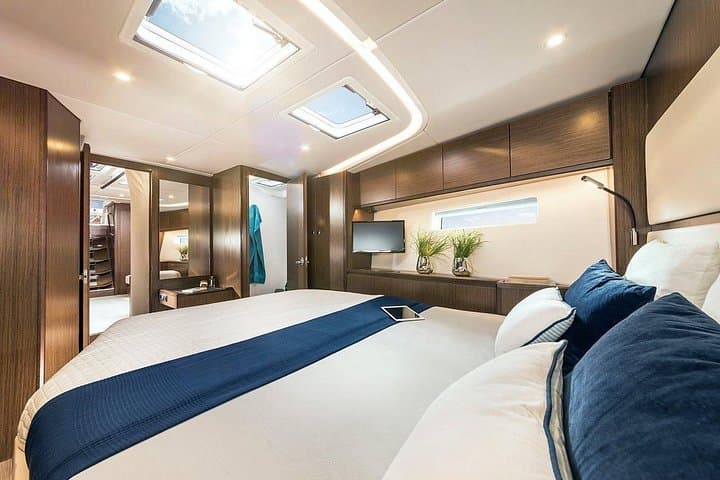 Luxury Half-Day Sailing to Dia Island from Hersonissos — Swim, Snorkel & Lunch photo 4