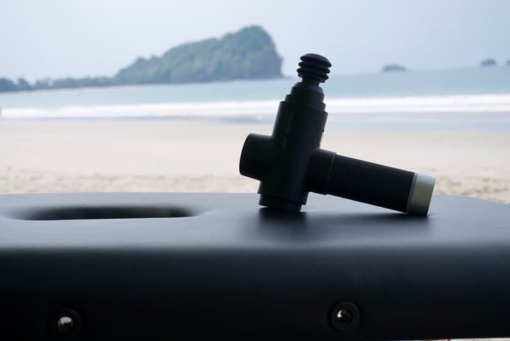 Percussive Beach Massage in Manuel Antonio: Ocean-Wave Recovery Therapy