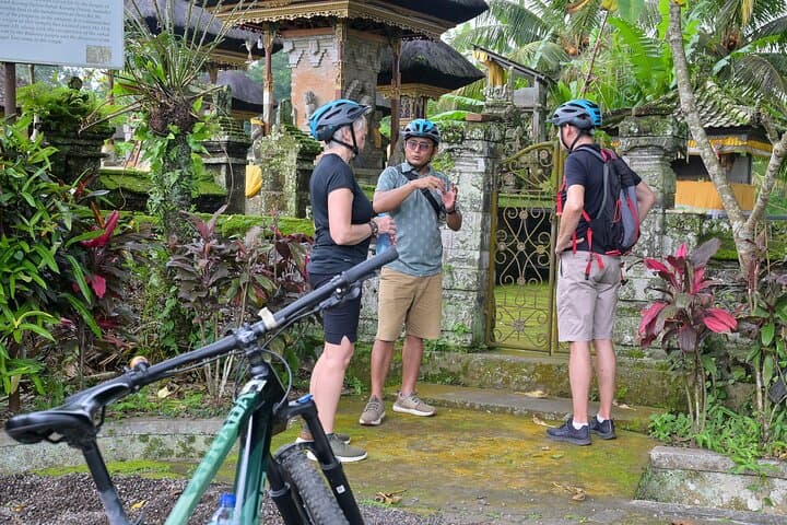 Ubud Market-to-Table: Cycling Through Rice Fields to a Balinese Cooking Class photo 4