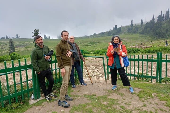 Gulmarg Private Day Trip from Srinagar: Gondola, Golf Course & Pony Rides photo 4