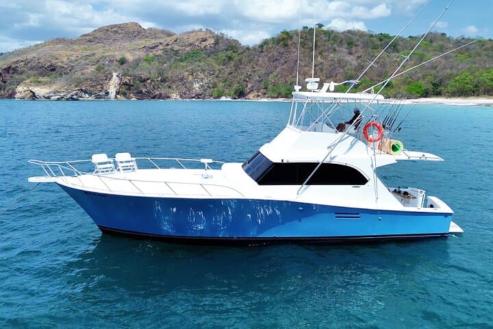 Private Sunset Charter: Snorkeling, Fishing & Open Bar from Marina Flamingo photo 4