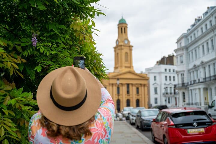 Private Notting Hill Photoshoot: Portobello Road & Westbourne Grove Photo Tour photo 4