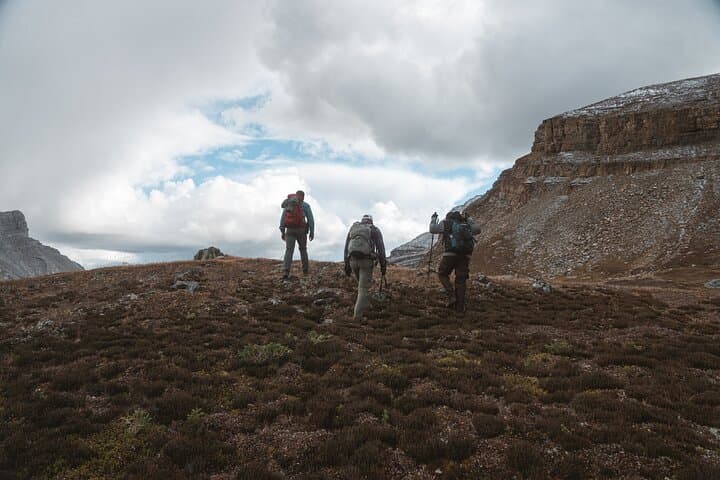 Private Guided Hike & Wellness in Banff — Custom Day Hikes Beyond Lake Louise photo 3