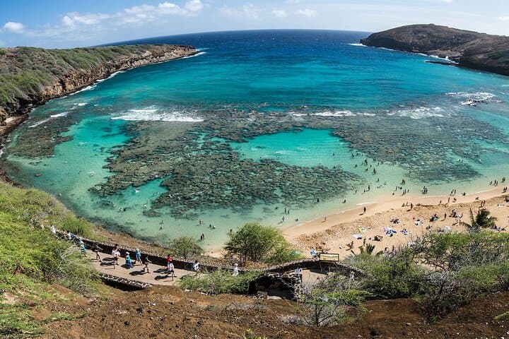 Oahu Grand Circle Island Tour: Full-Day Scenic, Cultural & Surf Highlights photo 2