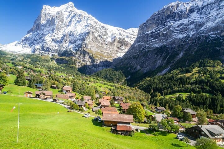 Alpine Villages Day Tour from Lucerne: Interlaken, Grindelwald & Lauterbrunnen photo 2