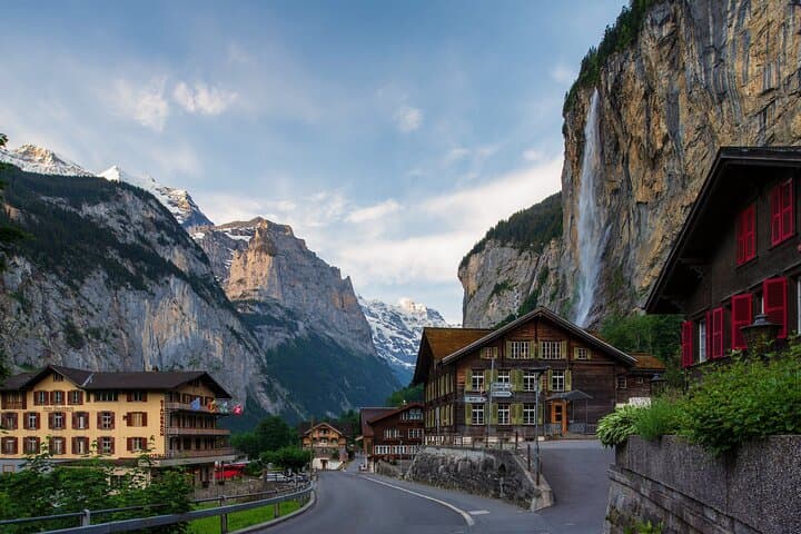 Alpine Villages Day Tour from Lucerne: Interlaken, Grindelwald & Lauterbrunnen photo 3