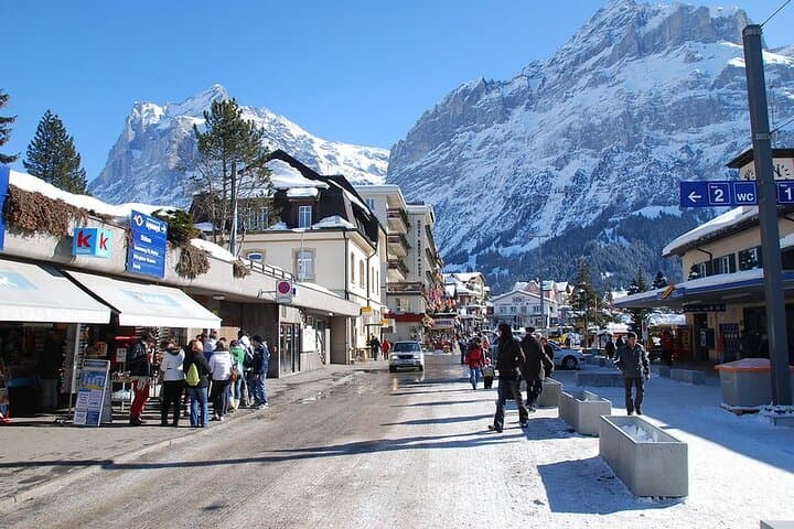 Alpine Villages Day Tour from Lucerne: Interlaken, Grindelwald & Lauterbrunnen photo 5