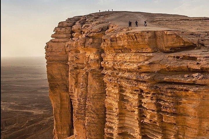 Edge of the World Private Sunrise & Sunset 4x4 Tour from Riyadh photo 4