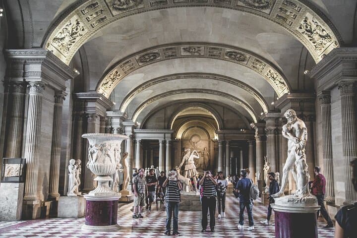 Inside the Louvre: Guided Visit, Breakfast & Seine Cruise Options photo 2