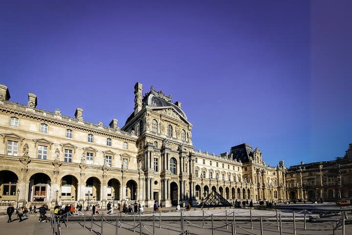 Inside the Louvre: Guided Visit, Breakfast & Seine Cruise Options photo 4