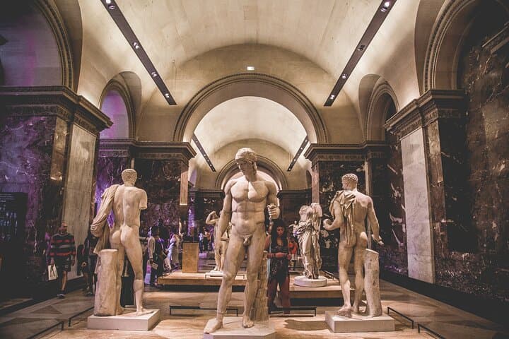 Inside the Louvre: Guided Visit, Breakfast & Seine Cruise Options photo 3