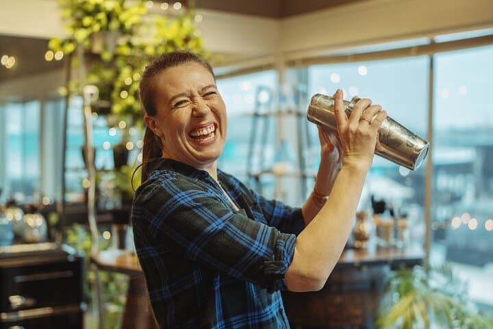 Hands-On Cocktail Class in Seattle — Learn to Shake, Stir, and Craft Signature Drinks