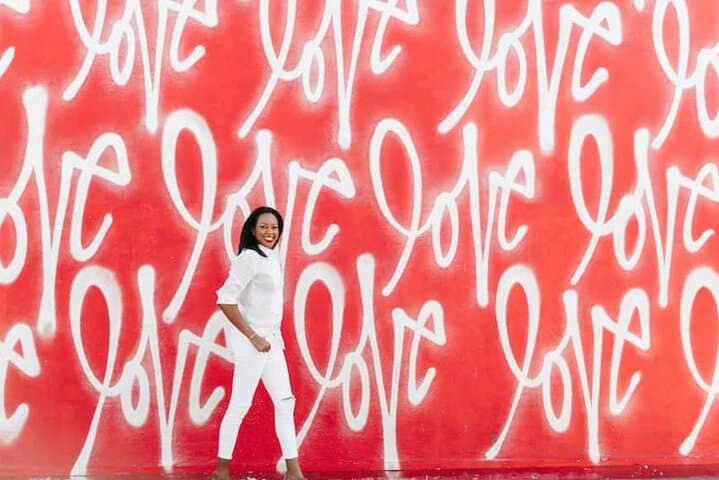 Los Angeles Instagram Walls Tour: Pose at Iconic Murals with a Warner Bros Studio Artist photo 4