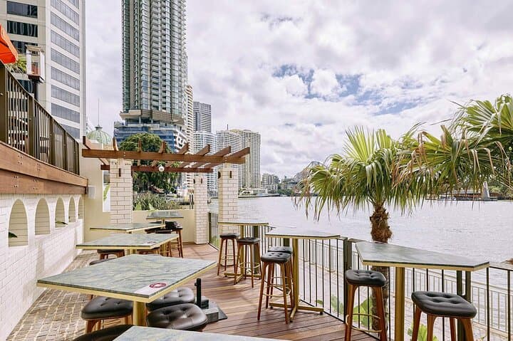 Brisbane Experience: Insider City Walk and Riverside Drink