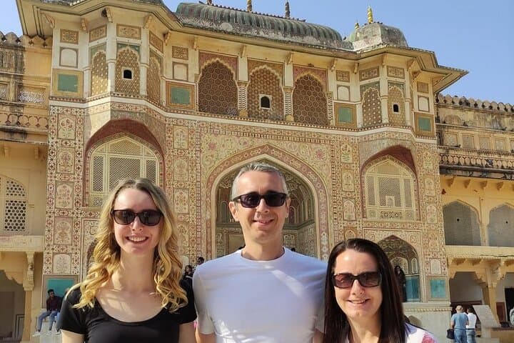 Jaipur Private Full-Day Sightseeing: Amber Fort, City Palace & Jantar Mantar