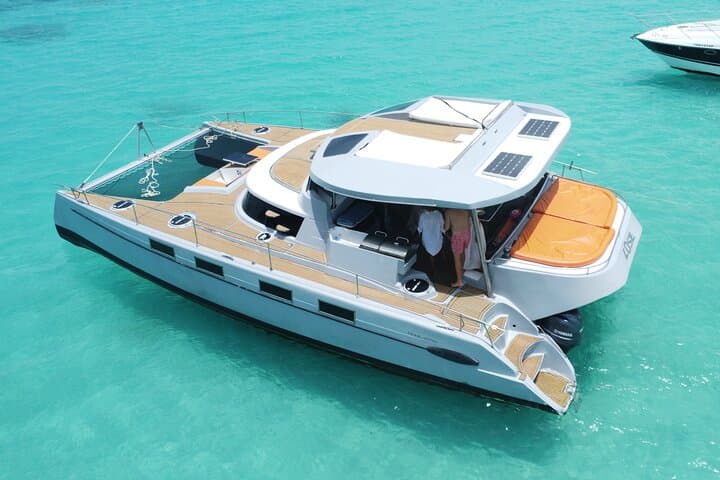 Private Yacht to Isla Saona & Palmilla Natural Pool — Full-Day Luxury from Bayahibe photo 5