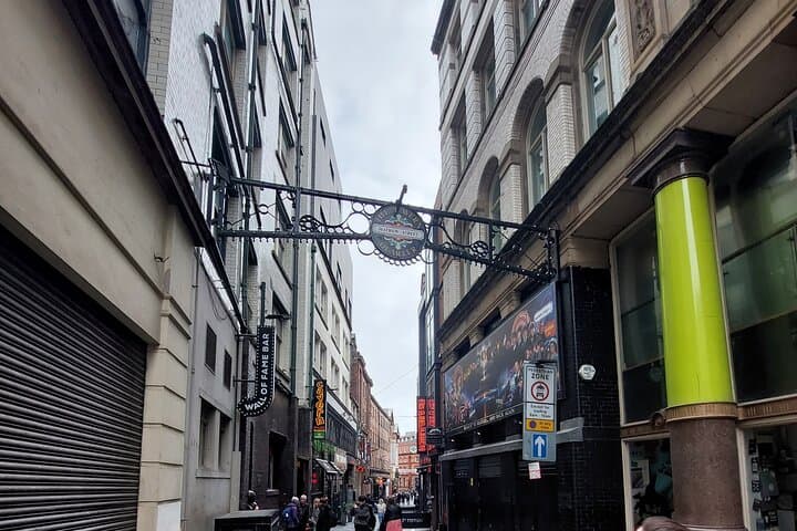 Beatles Walking Tour in Liverpool — Explore the Fab Four’s Roots on a 1‑Hour Walk photo 3